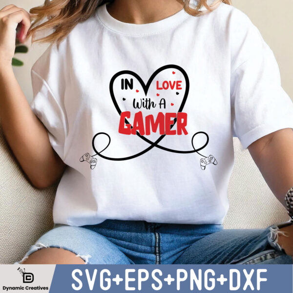 IN LOVE WITH A GAMER